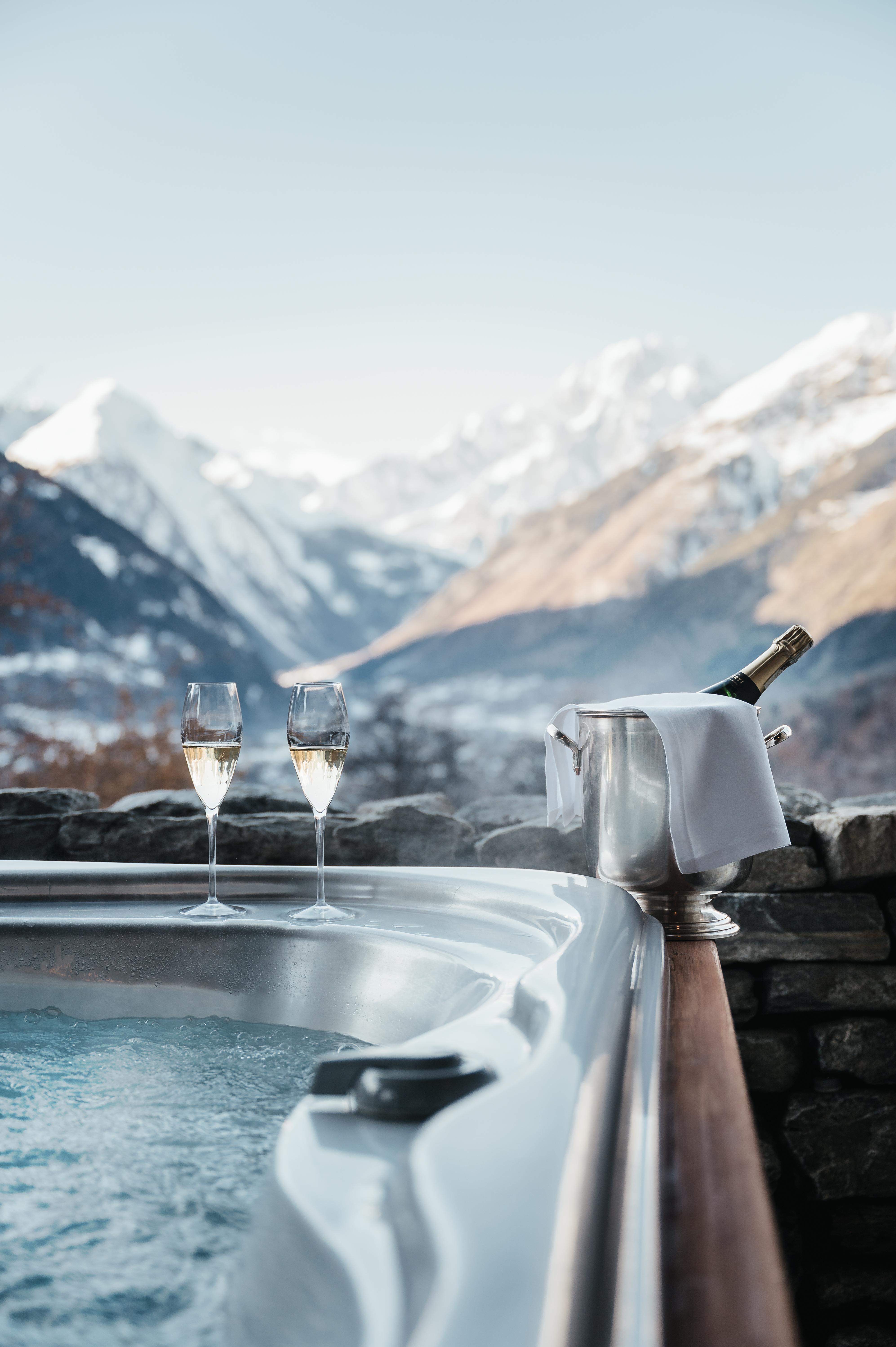 Relais Mont Blanc Hotel & Spa La Salle Eksteriør billede