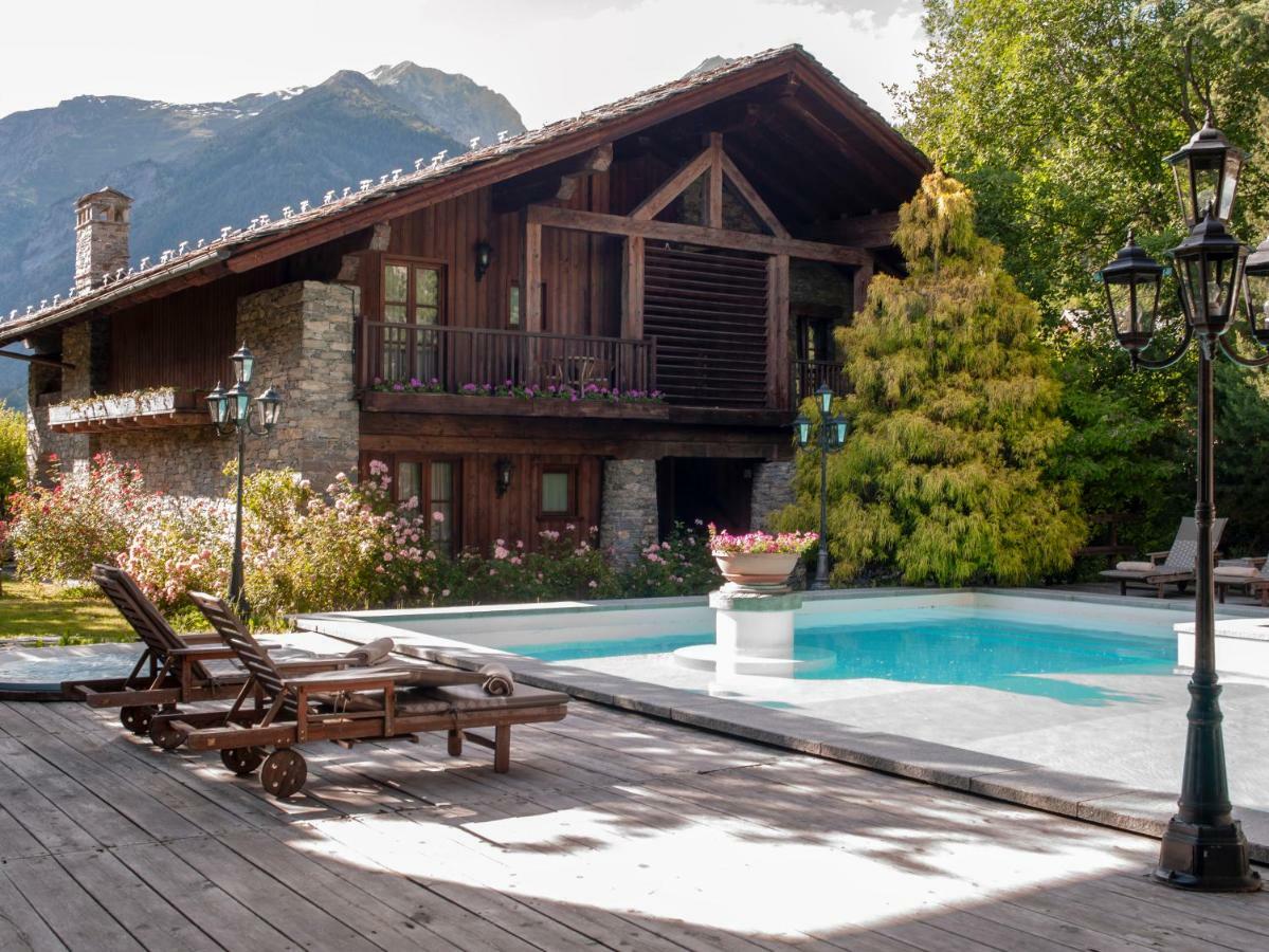 Relais Mont Blanc Hotel & Spa La Salle Eksteriør billede